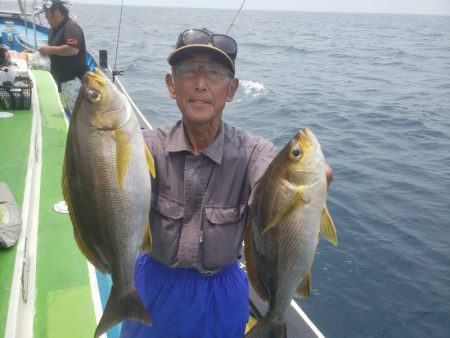 丸万釣船 釣果