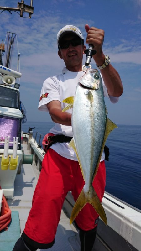 鷹王丸 釣果