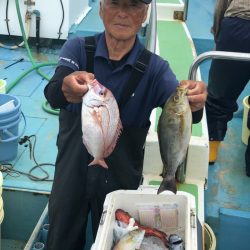 丸万釣船 釣果