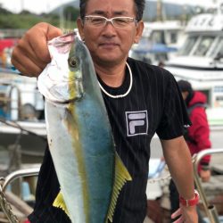 丸万釣船 釣果