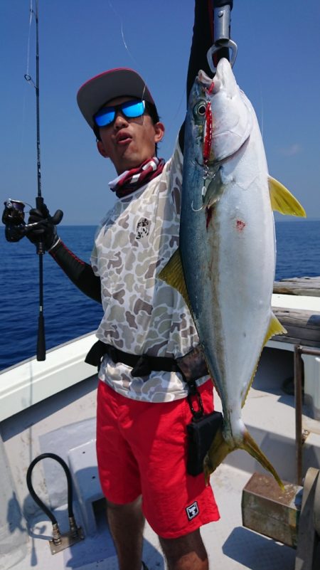 鷹王丸 釣果