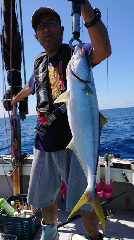 鷹王丸 釣果