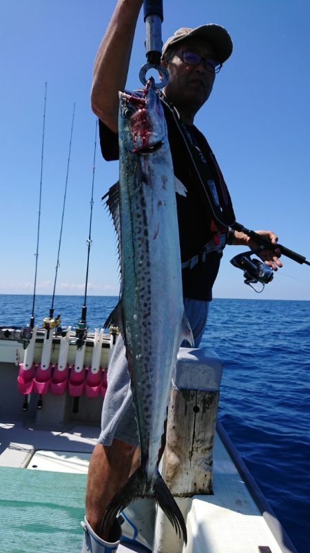 鷹王丸 釣果