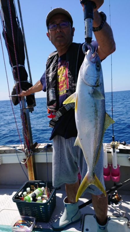 鷹王丸 釣果