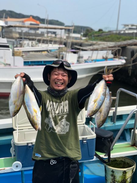 丸万釣船 釣果