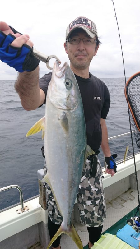 鷹王丸 釣果