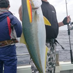 鷹王丸 釣果