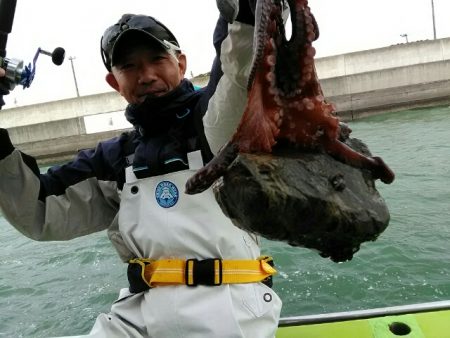 横内丸 釣果