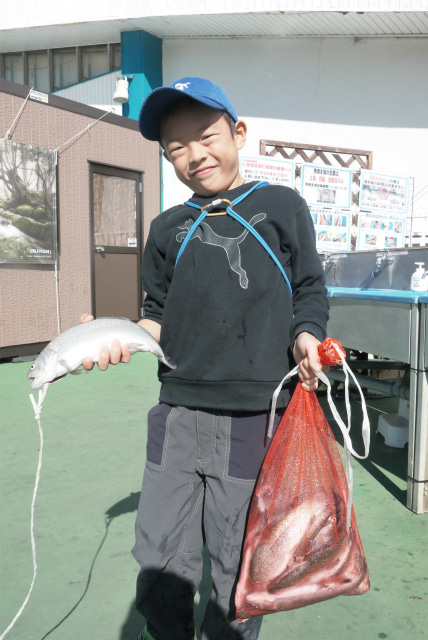 としまえんフィッシングエリア 釣果