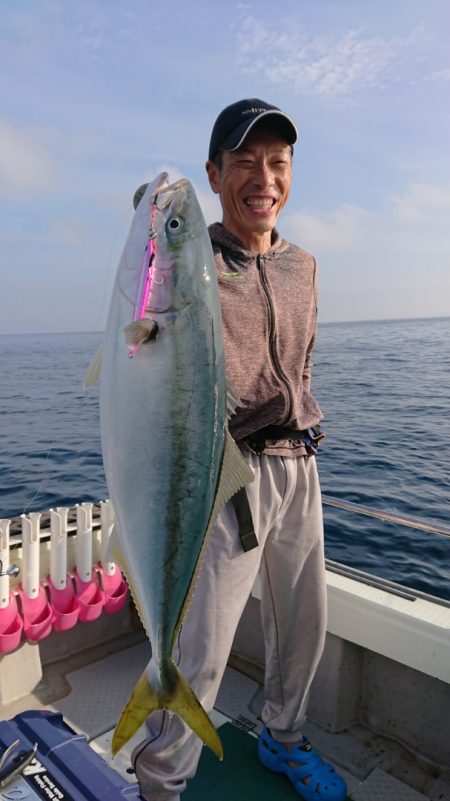 鷹王丸 釣果