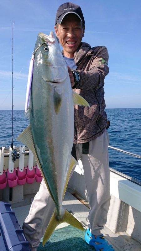 鷹王丸 釣果