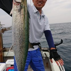 鷹王丸 釣果