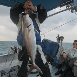 隆星丸 釣果