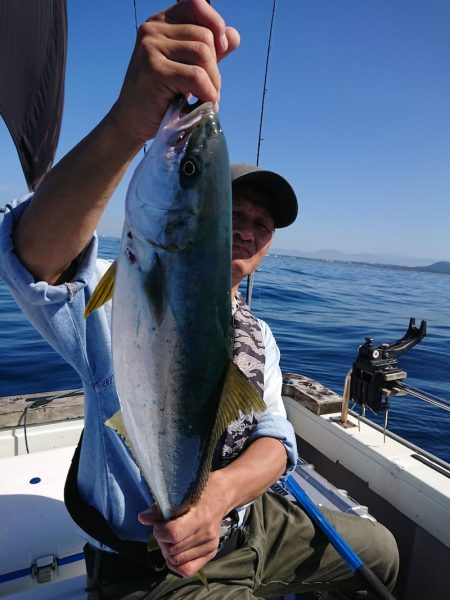 鷹王丸 釣果