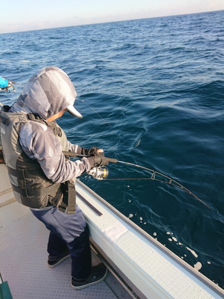 鷹王丸 釣果