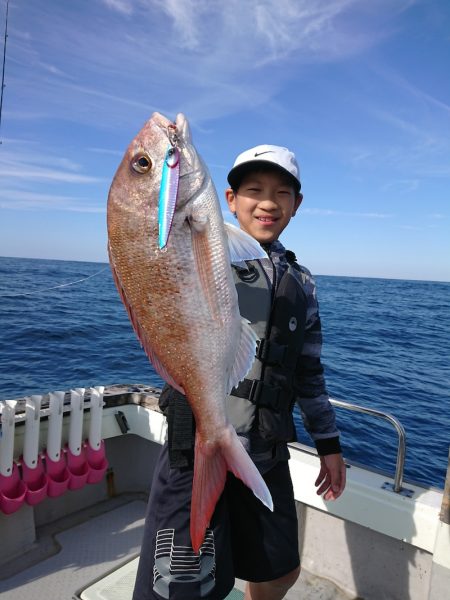 鷹王丸 釣果