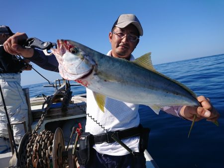 鷹王丸 釣果