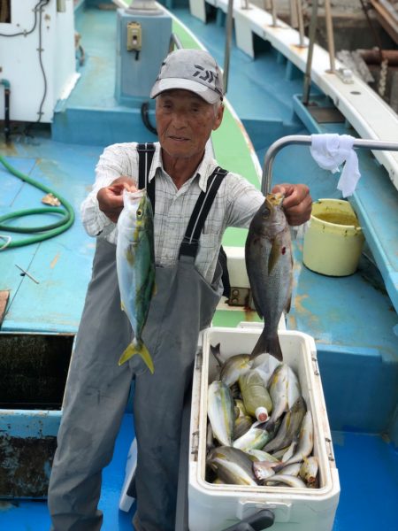 丸万釣船 釣果