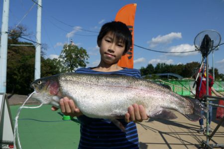 としまえんフィッシングエリア 釣果