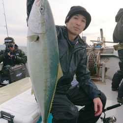 鷹王丸 釣果