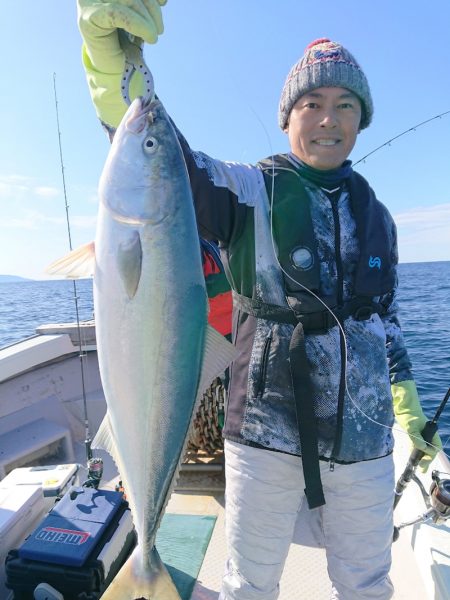 鷹王丸 釣果