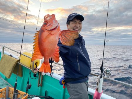 和栄丸 釣果