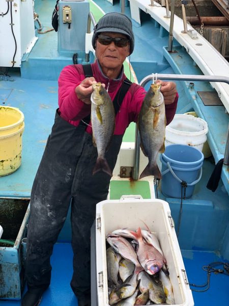 丸万釣船 釣果