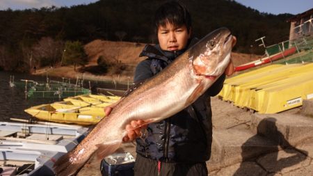 フィッシングレイクたかみや 釣果