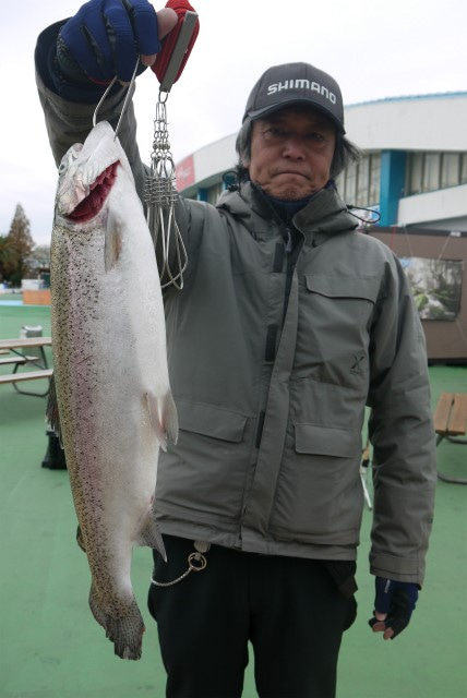 としまえんフィッシングエリア 釣果