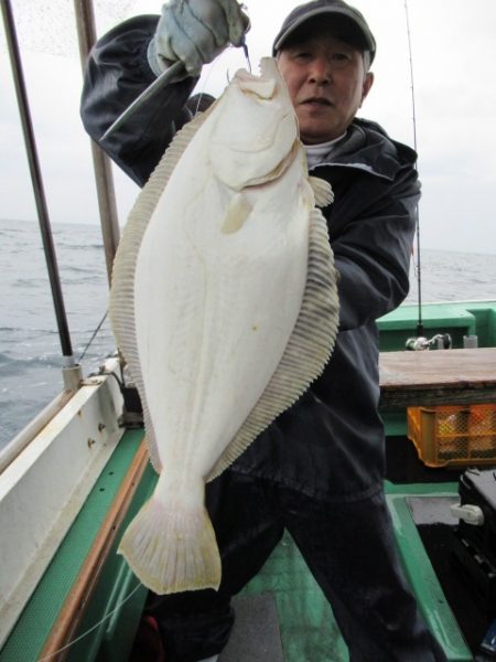 真祐丸 （しんゆうまる） 釣果