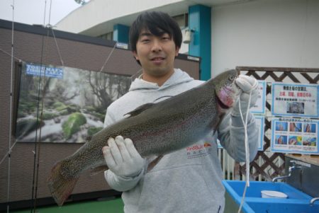 としまえんフィッシングエリア 釣果