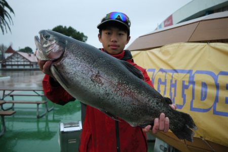 としまえんフィッシングエリア 釣果