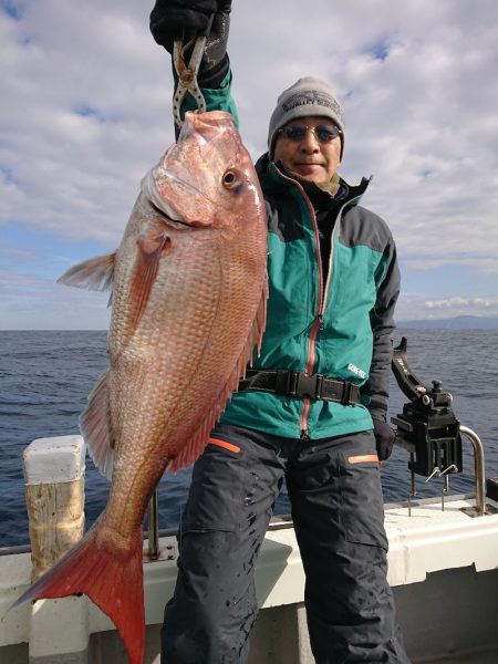 鷹王丸 釣果