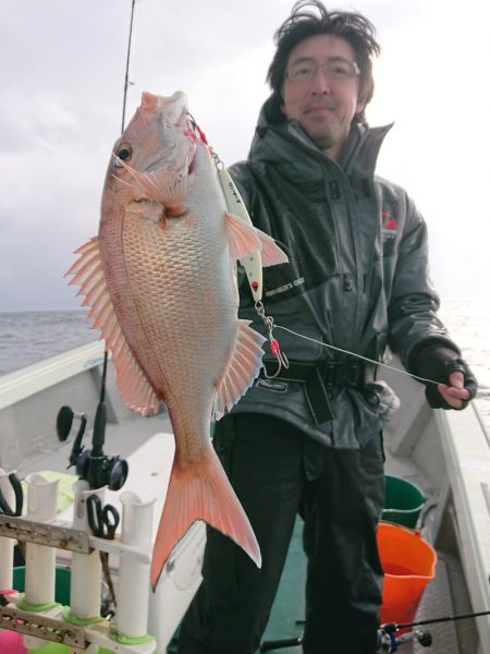 鷹王丸 釣果