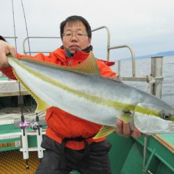 真祐丸 （しんゆうまる） 釣果