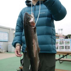 としまえんフィッシングエリア 釣果