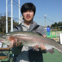 としまえんフィッシングエリア 釣果