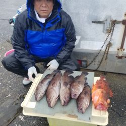 進誠丸 釣果