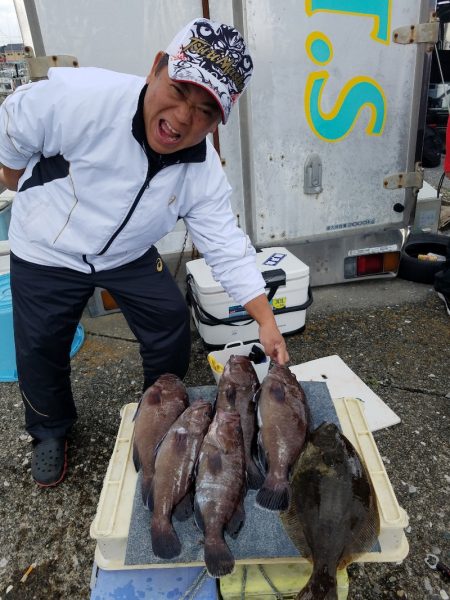 進誠丸 釣果