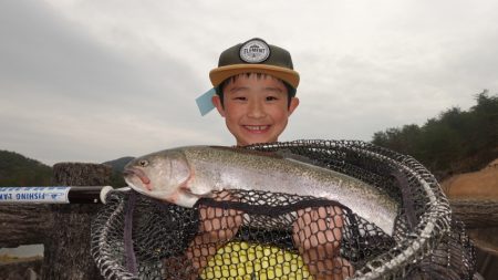 フィッシングレイクたかみや 釣果