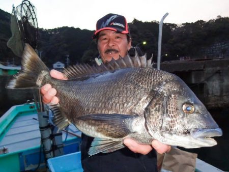 栄丸 釣果