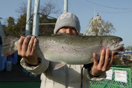 としまえんフィッシングエリア 釣果