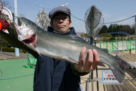 としまえんフィッシングエリア 釣果