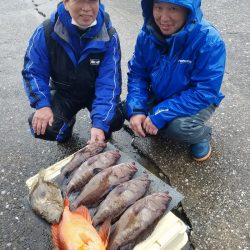 進誠丸 釣果