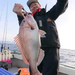 鷹王丸 釣果