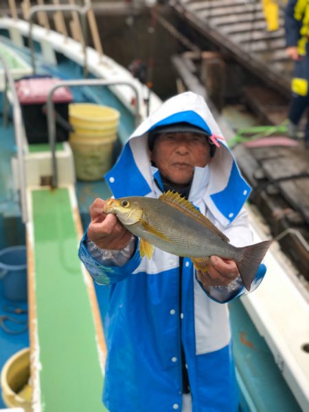 丸万釣船 釣果