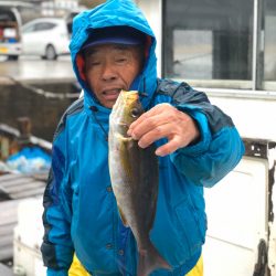 丸万釣船 釣果