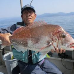 浜田釣舟　真鯛釣り