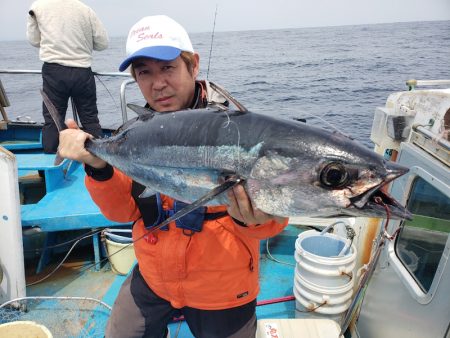 丸万釣船 釣果