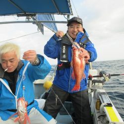 隆星丸 釣果